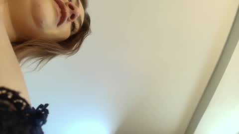 Snapshot of sexy_curvi chatting on 12-15-24, 08:04 karla instagram online show from 12-15-24, 08:04