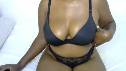 bubble online show from 10-06-25, 01:25