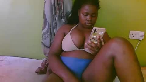 Snapshot of sexy_divana chatting on 02-08-25, 06:22 sexy_divana online show from 02-08-25, 06:22