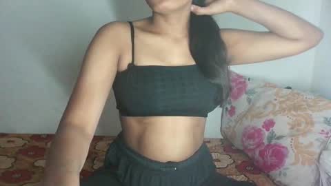 Elnaa online show from 11-11-25, 04:23