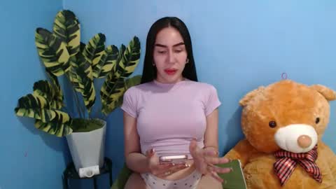 sexy_emily92 online show from 11-01-25, 03:47