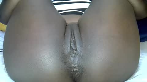 sexy_esther92 online show from 12-05-25, 11:19