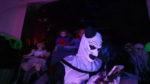 Soy Fresita online show from 10-31-25, 03:35