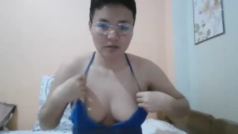 Snapshot of sexy_hotass_girl chatting on 12-18-24, 08:42 Anna online show from 12-18-24, 08:42