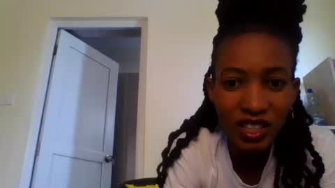 Snapshot of sexy_janny chatting on 09-25-25, 10:19 Janny online show from 09-25-25, 10:19