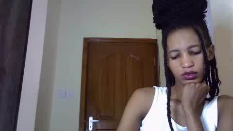 Snapshot of sexy_janny chatting on 10-30-25, 02:13 Janny online show from 10-30-25, 02:13