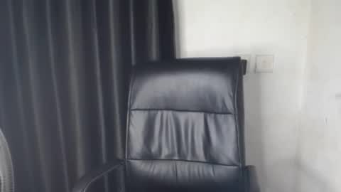 Jasmine online show from 10-10-25, 10:09