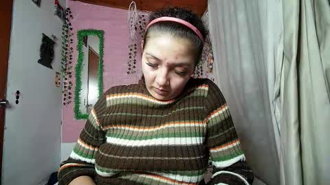 Snapshot of sexy_lolas chatting on 01-17-26, 02:05 sexy lolas online show from 01-17-26, 02:05