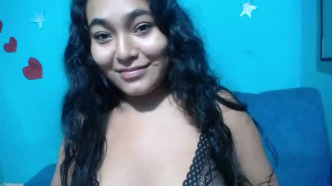 Snapshot of sexy_love_15 chatting on 01-25-25, 06:01 SIRENA LOVE online show from 01-25-25, 06:01