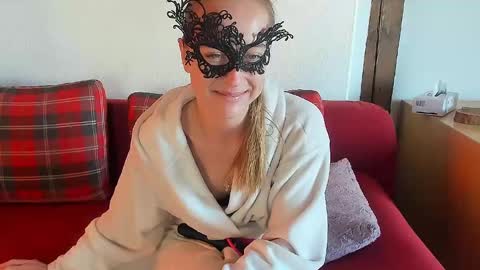 Marlen online show from 02-20-25, 10:37