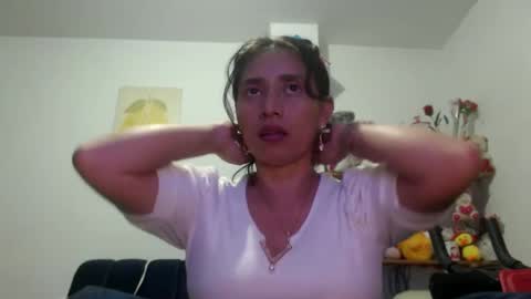 Snapshot of sexy_mary_69 chatting on 09-21-25, 03:30 Mary online show from 09-21-25, 03:30