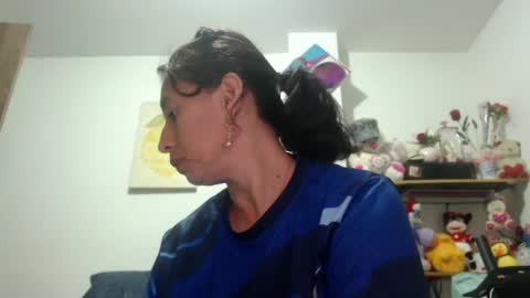 Snapshot of sexy_mary_69 chatting on 09-22-25, 12:12 Mary online show from 09-22-25, 12:12
