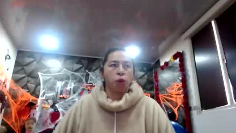 MARIPOSA online show from 10-28-25, 12:19