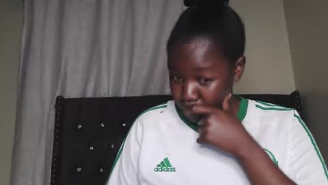 sexy_melanin11 online show from 09-08-25, 05:01