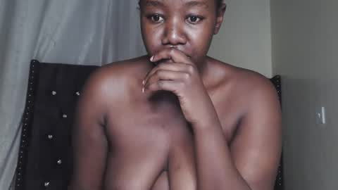 sexy_melanin11 online show from 09-18-25, 04:42