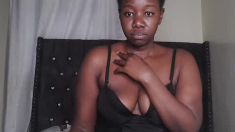 sexy_melanin11 online show from 09-22-25, 03:30