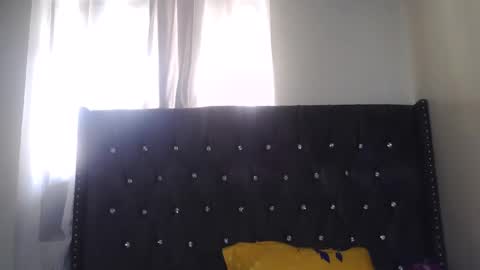 sexy_melanin11 online show from 09-24-25, 11:13