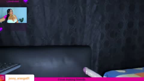 Jenny I am a freelance model online show from 12-20-24, 11:37
