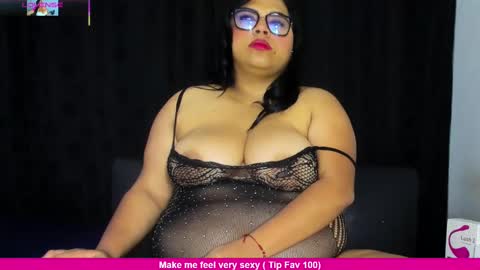 Jenny I am a freelance model online show from 02-25-25, 03:52