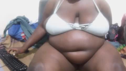 Snapshot of sexy_pall chatting on 10-06-25, 03:42 Princess online show from 10-06-25, 03:42