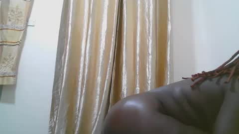 Snapshot of sexy_quincy1 chatting on 11-12-25, 09:47 Sexy Quincy online show from 11-12-25, 09:47