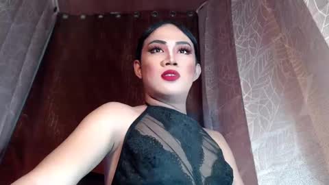 Snapshot of sexy_rc18 chatting on 12-27-24, 02:12 RC online show from 12-27-24, 02:12