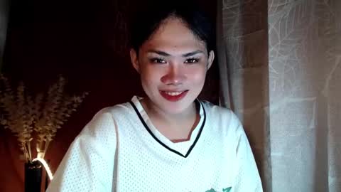 Snapshot of sexy_rc18 chatting on 01-06-25, 02:47 RC online show from 01-06-25, 02:47