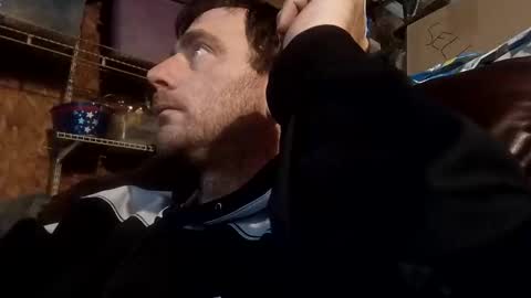 Snapshot of sexy_richy chatting on 11-16-25, 04:34 RICHY online show from 11-16-25, 04:34