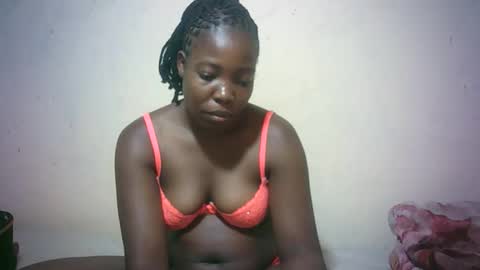 Snapshot of sexy_sandrah chatting on 10-14-25, 05:41 sexy_sandrah online show from 10-14-25, 05:41