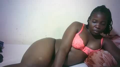 Snapshot of sexy_sandrah chatting on 10-30-25, 07:10 sexy_sandrah online show from 10-30-25, 07:10