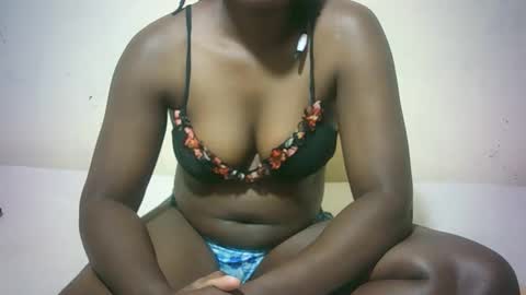 Snapshot of sexy_sandrah chatting on 11-23-25, 04:12 sexy_sandrah online show from 11-23-25, 04:12