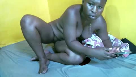 sexy_shanntel online show from 10-05-25, 02:37