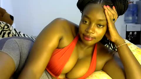laura online show from 02-13-25, 07:56