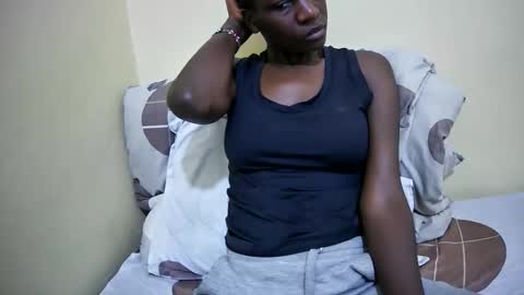 sexy_tania1 online show from 12-22-25, 09:17