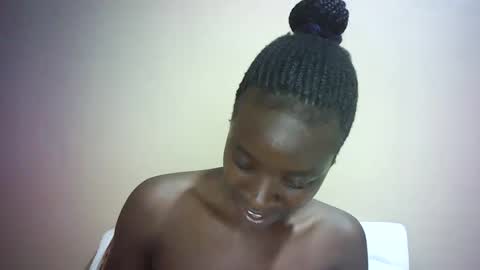 Snapshot of sexy_wetgal chatting on 12-09-24, 04:15 leila online show from 12-09-24, 04:15