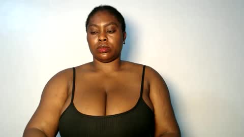 Luna online show from 11-07-25, 02:00