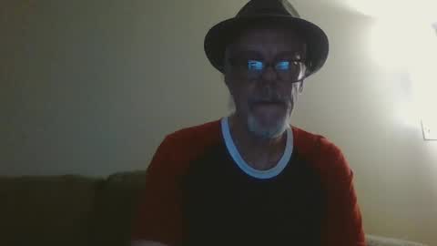 Snapshot of sexy_white_daddy chatting on 02-23-25, 07:33 Daddy online show from 02-23-25, 07:33