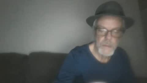 Snapshot of sexy_white_daddy chatting on 02-27-25, 11:52 Daddy online show from 02-27-25, 11:52