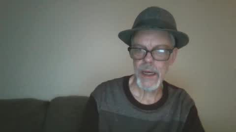 Snapshot of sexy_white_daddy chatting on 02-28-25, 03:48 Daddy online show from 02-28-25, 03:48