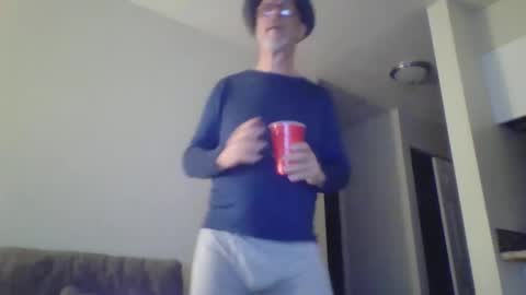 Snapshot of sexy_white_daddy chatting on 03-06-25, 01:24 Daddy online show from 03-06-25, 01:24