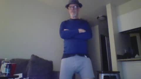 Snapshot of sexy_white_daddy chatting on 03-08-25, 04:28 Daddy online show from 03-08-25, 04:28