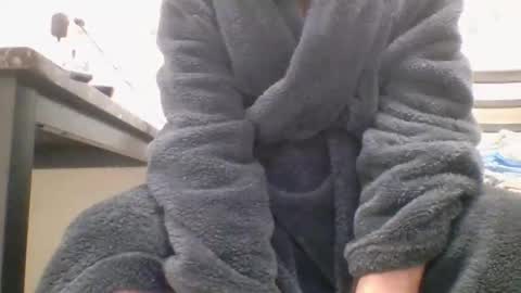 Snapshot of sexy_white_daddy chatting on 09-21-25, 09:22 Daddy online show from 09-21-25, 09:22