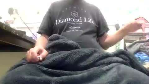 Snapshot of sexy_white_daddy chatting on 10-22-25, 03:51 Daddy online show from 10-22-25, 03:51