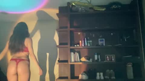 Snapshot of sexyaliceskay chatting on 09-29-25, 03:55 Alice Skay online show from 09-29-25, 03:55