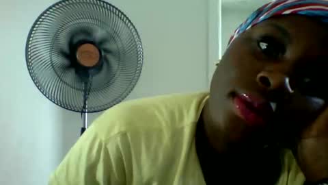 Snapshot of sexyannx chatting on 10-08-25, 08:34 sexyannx online show from 10-08-25, 08:34