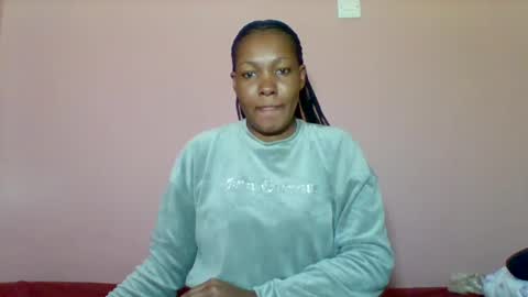 sexyapple2002 online show from 09-18-25, 08:44