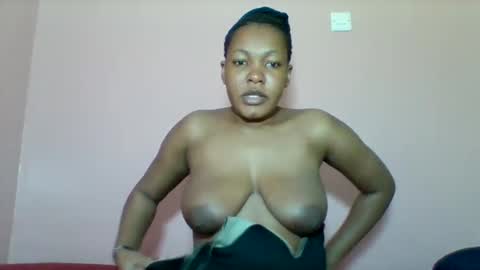 sexyapple2002 online show from 10-04-25, 06:55