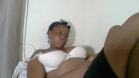 Snapshot of sexyapple2023 chatting on 01-17-25, 10:22 ashley online show from 01-17-25, 10:22