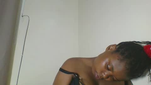 Snapshot of sexyapple2023 chatting on 01-22-25, 02:04 ashley online show from 01-22-25, 02:04