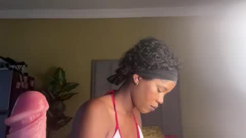 sexyasszeeee online show from 01-06-26, 04:43